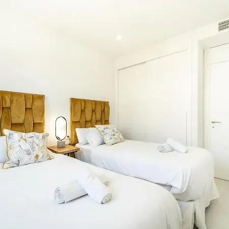 Higueronrentals Seashell Apartment