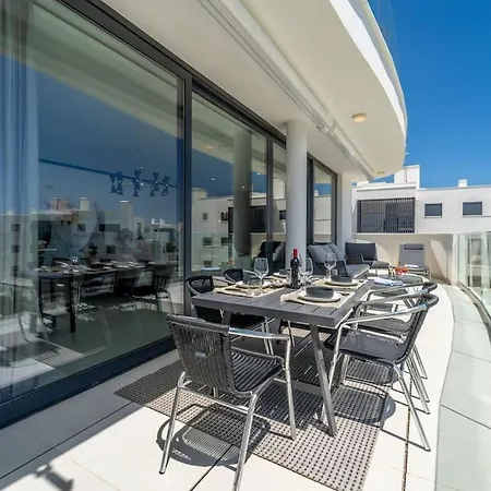 Higueronrentals Seashell Apartment *